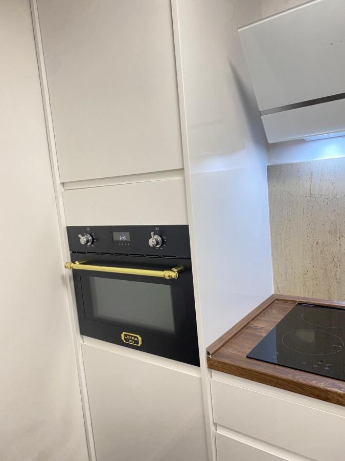 Sweet Flat With 2 Bedrooms Split Croatia ภายนอก รูปภาพ